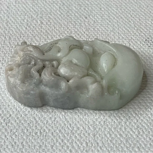 Chinese Zodiac Jade Horse Pendant Carved Stone Animal Amulet Lucky Talisman 1.4" - Picture 6 of 13